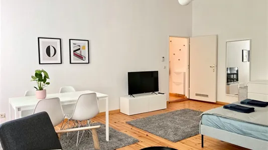 Apartments in Berlin Pankow - photo 6