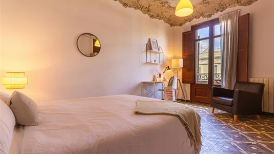 Rooms in Barcelona Eixample - photo 5