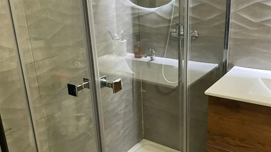 Rooms in Barcelona Eixample - photo 6