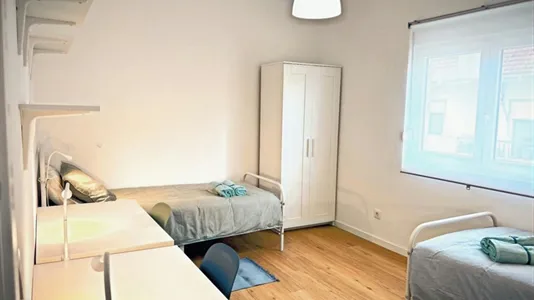Rooms in Almada - photo 5