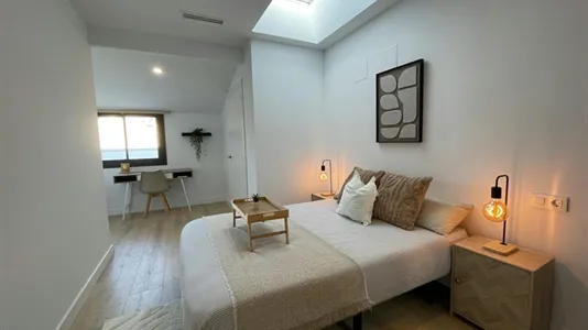 Rooms in El Prat de Llobregat - photo 6