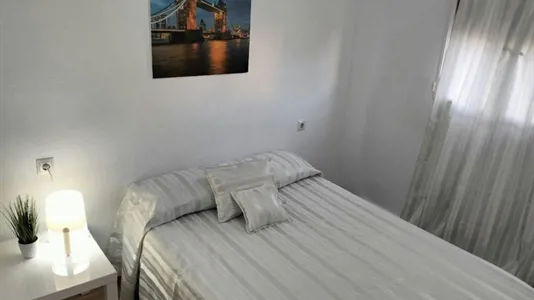 Rooms in Huerta de Santa Teresa - photo 2