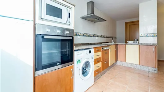 Rooms in Valencia Extramurs - photo 8