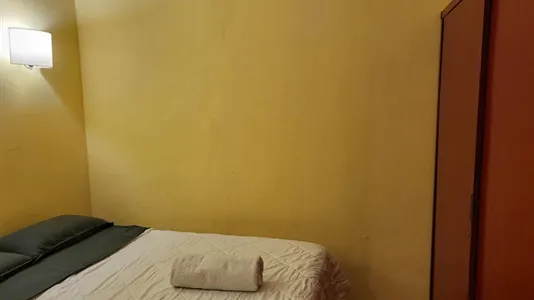 Rooms in Barcelona Eixample - photo 2