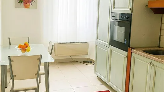 Rooms in Milano Zona 5 - Vigentino, Chiaravalle, Gratosoglio - photo 3