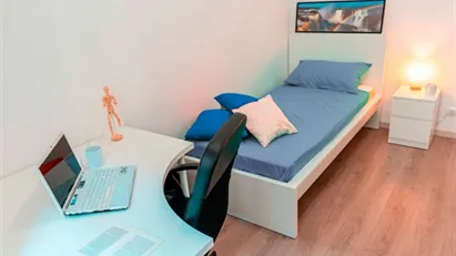 Room for rent in Turin, Piemonte