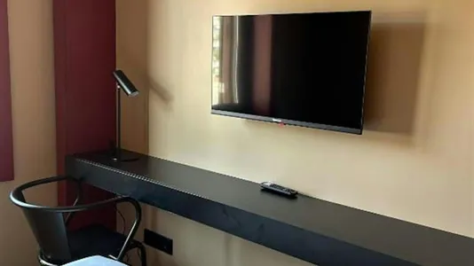 Rooms in Matosinhos - photo 8