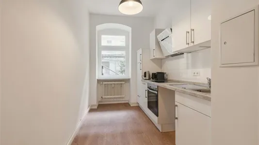 Rooms in Berlin Mitte - photo 6