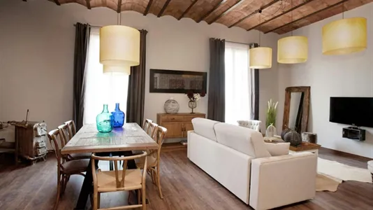 Apartments in Barcelona Eixample - photo 1