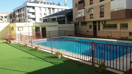 Rooms in Jaén - photo 7