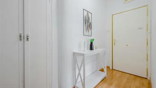 Rooms in Madrid Chamberí - photo 9