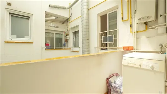 Rooms in Barcelona Sants-Montjuïc - photo 7