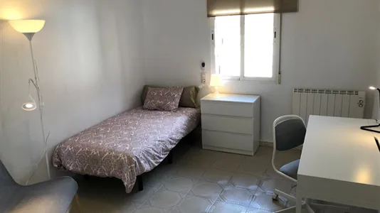Rooms in Valencia Camins al Grau - photo 4