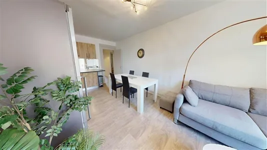 Rooms in Saint-Étienne - photo 5