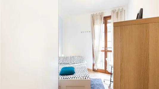 Rooms in Milano Zona 5 - Vigentino, Chiaravalle, Gratosoglio - photo 8