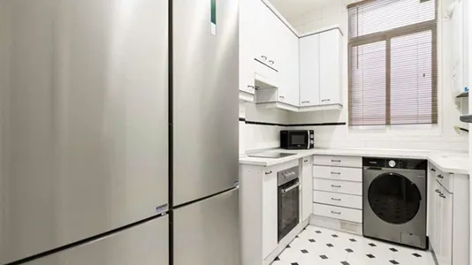 Rooms in Madrid Centro - photo 5