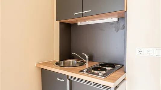 Rooms in Berlin Charlottenburg-Wilmersdorf - photo 7