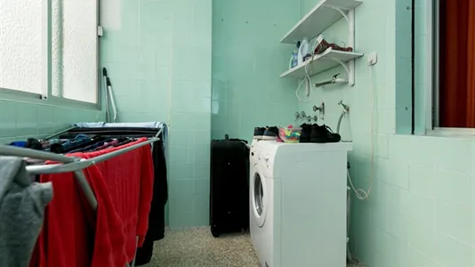 Rooms in Granada - photo 10