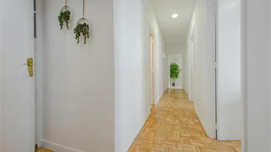 Rooms in Madrid Chamartín - photo 9