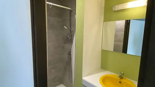 Rooms in Brussels Sint-Gillis - photo 3