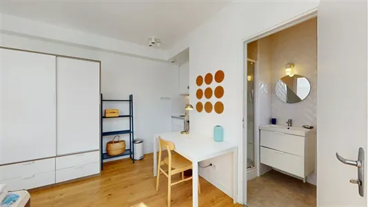 Rooms in Fontainebleau - photo 8