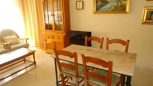 Rooms in Córdoba - photo 8