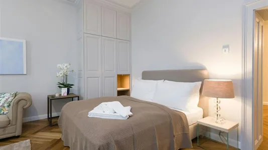 Apartments in Vienna Alsergrund - photo 4