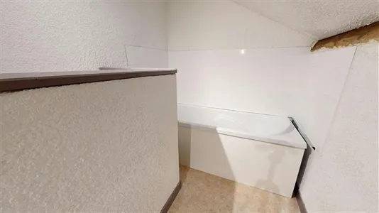 Rooms in Clermont-Ferrand - photo 4
