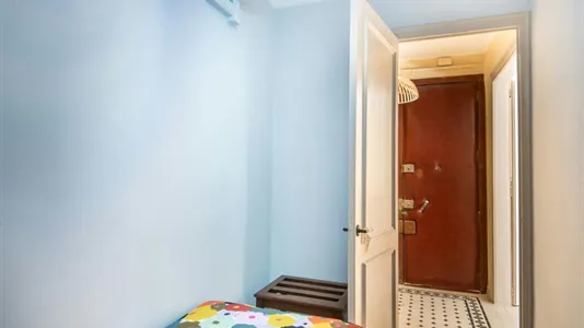 Apartments in Barcelona Ciutat Vella - photo 8