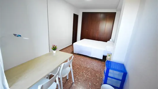 Rooms in Valencia Algirós - photo 6