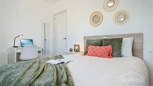 Rooms in Reus - photo 4