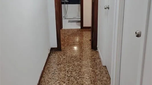 Rooms in Barcelona Eixample - photo 4