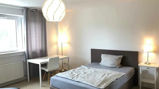 Rooms in Frankfurt Süd - photo 4