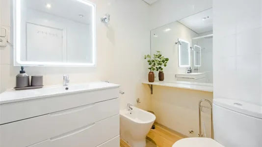 Rooms in Madrid Chamartín - photo 8