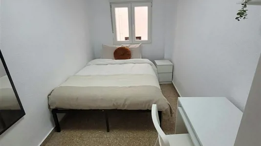 Rooms in Godelleta - photo 2