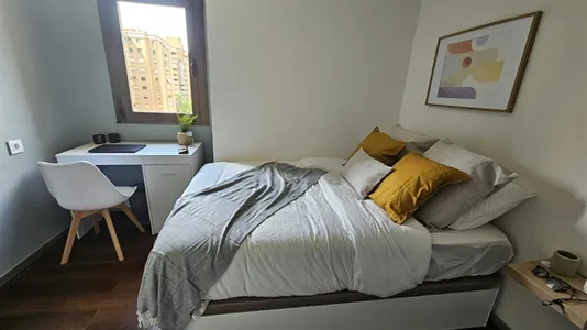 Rooms in el Camí de Vera - photo 5