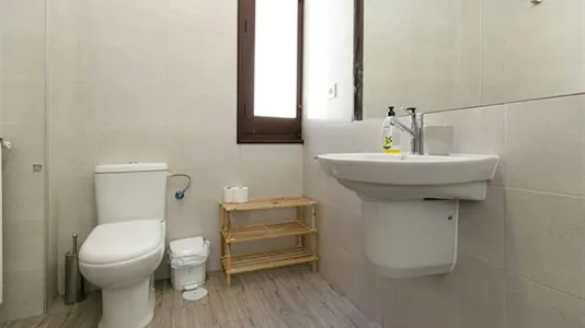 Rooms in Granada - photo 8