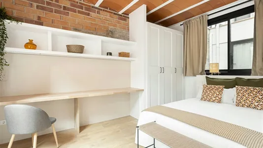 Apartments in Barcelona Sants-Montjuïc - photo 4