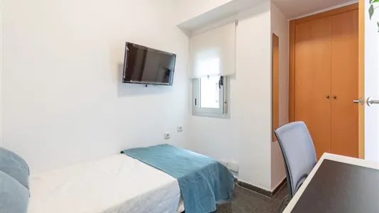 Rooms in Valencia Algirós - photo 4