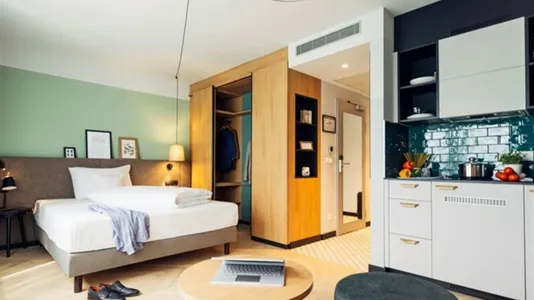 Apartments in Berlin Mitte - photo 1