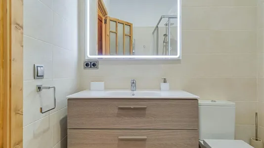 Rooms in Barcelona Eixample - photo 8