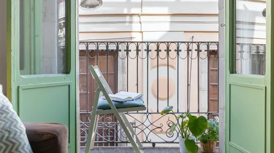 Rooms in Barcelona Ciutat Vella - photo 5