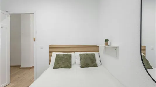 Rooms in Granada - photo 5