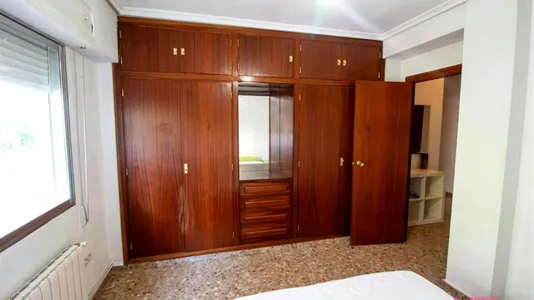 Rooms in Valencia Algirós - photo 2