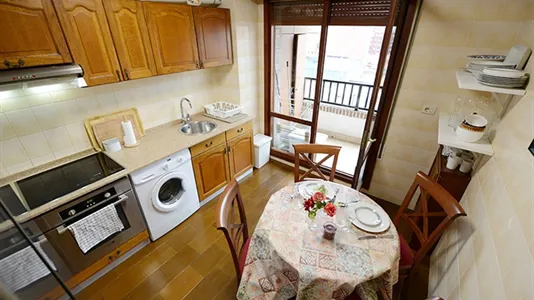 Rooms in Bilbao - photo 8