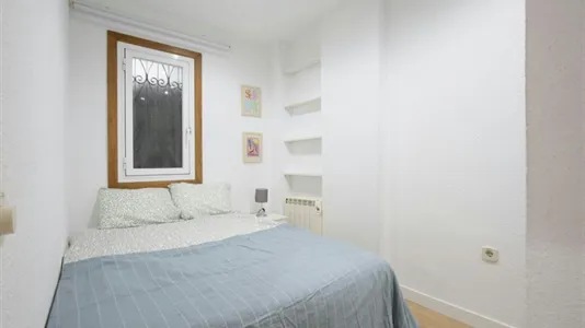 Apartments in Madrid Centro - photo 2