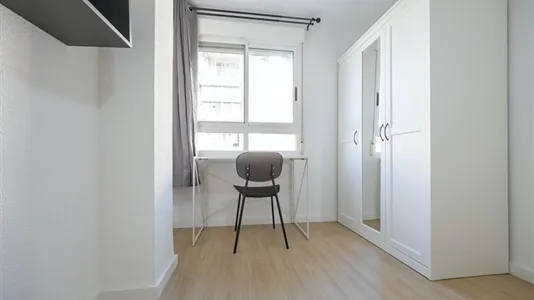 Rooms in el Camí de Vera - photo 8