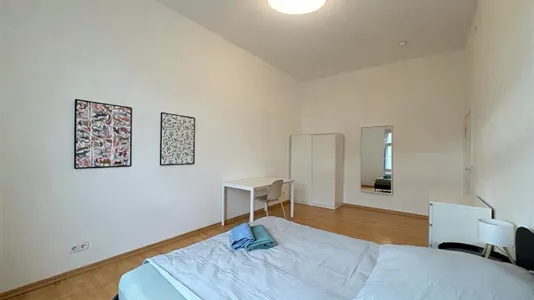 Rooms in Berlin Charlottenburg-Wilmersdorf - photo 2