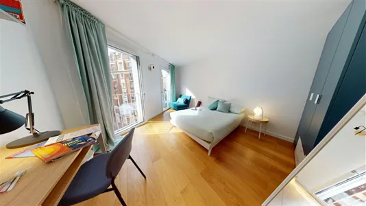 Rooms in Paris 19ème arrondissement - photo 2