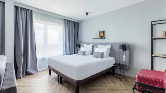 Apartments in Sarcelles - photo 2